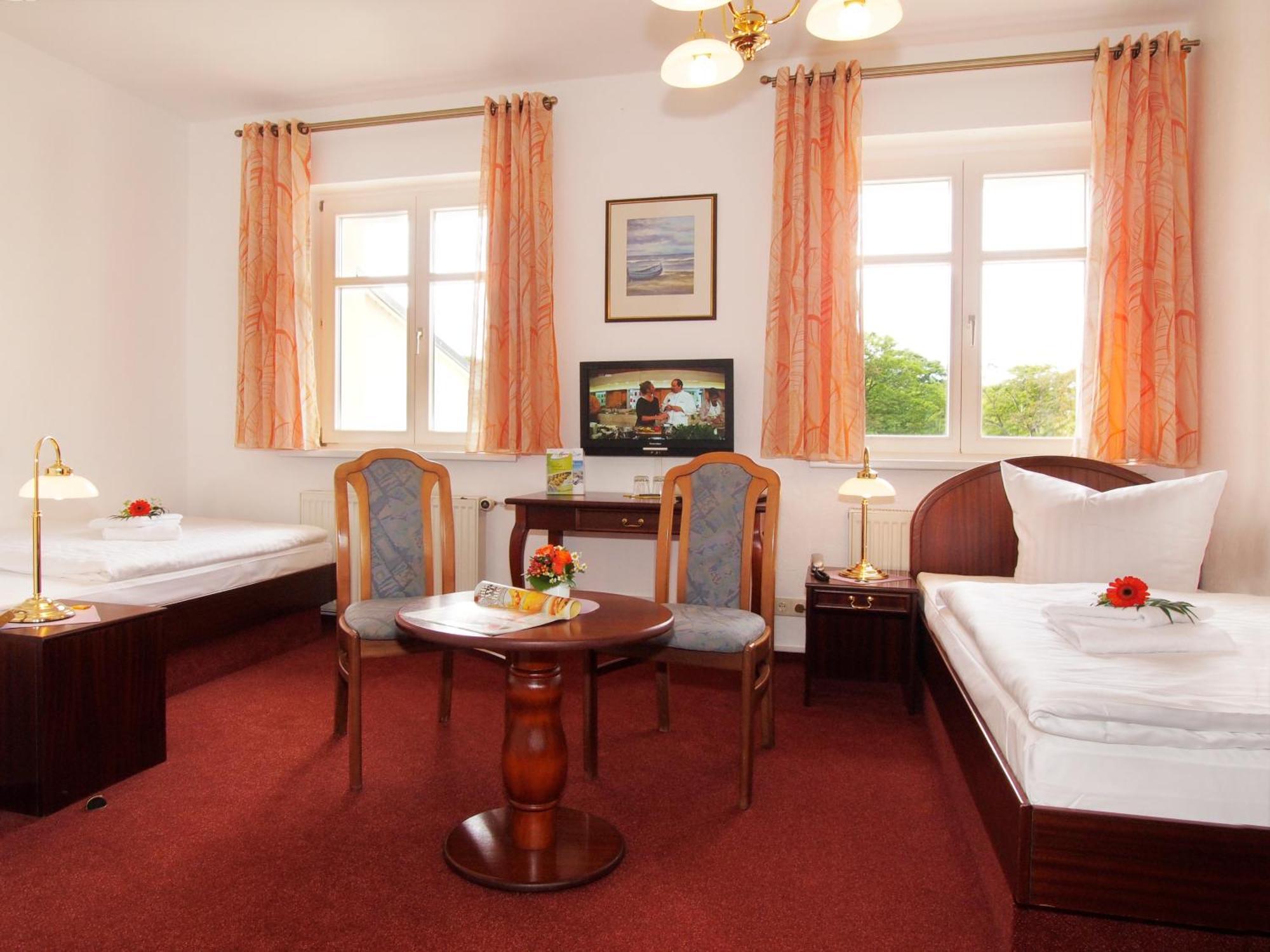 Pension Seeperle Heringsdorf  Bagian luar foto
